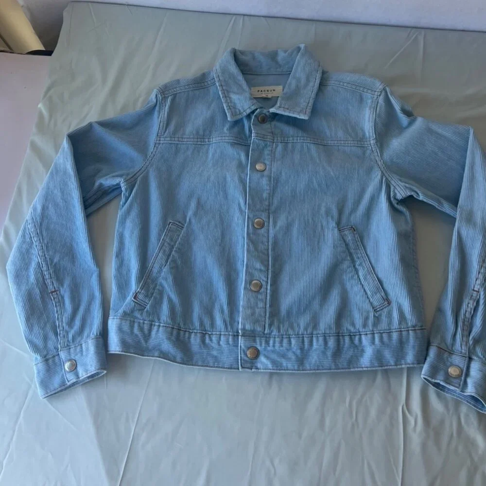 Pac Sun Corduroy Cropped Baby Blue Jacket Size Medium